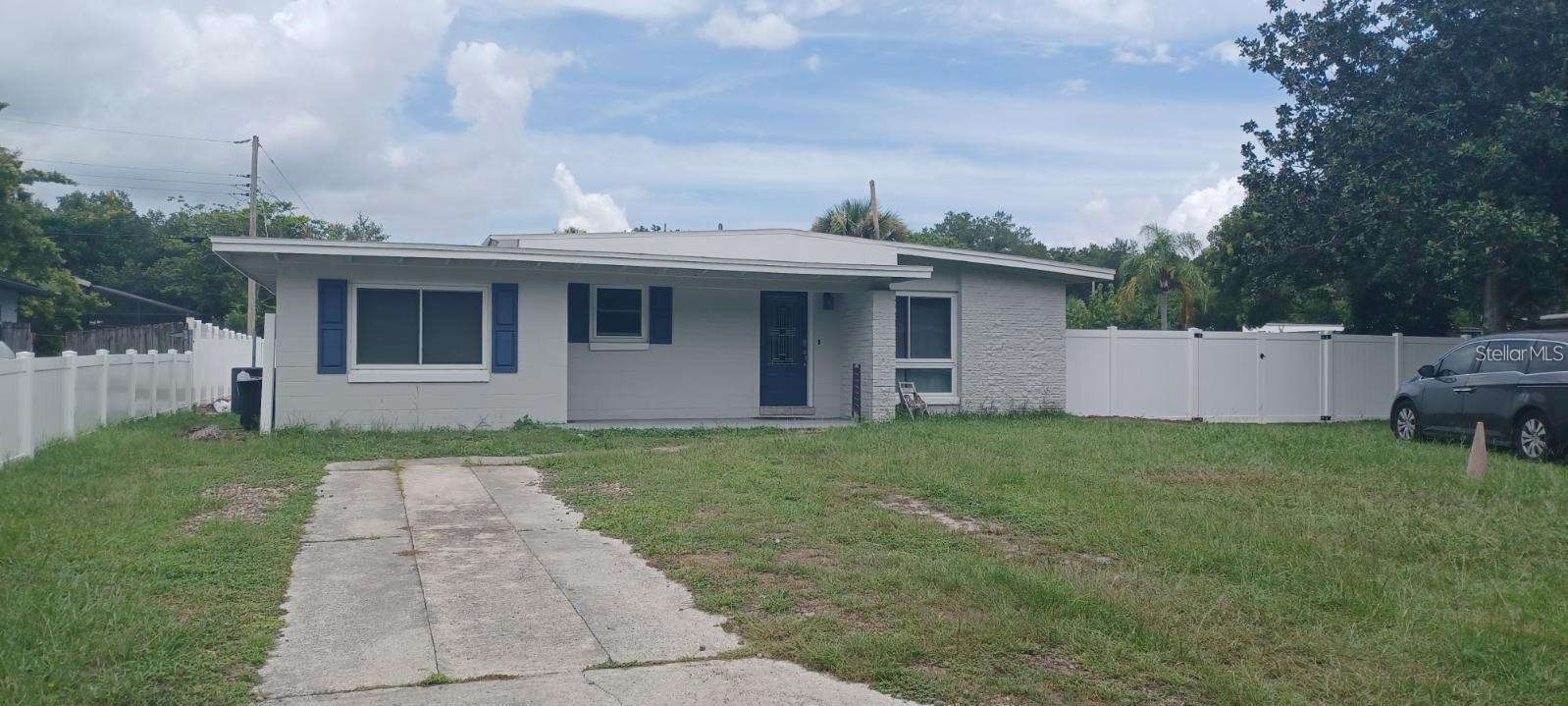 156 Pinecrest Dr, FL
