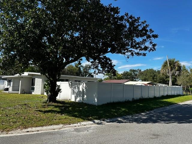 156 Pinecrest Dr, FL
