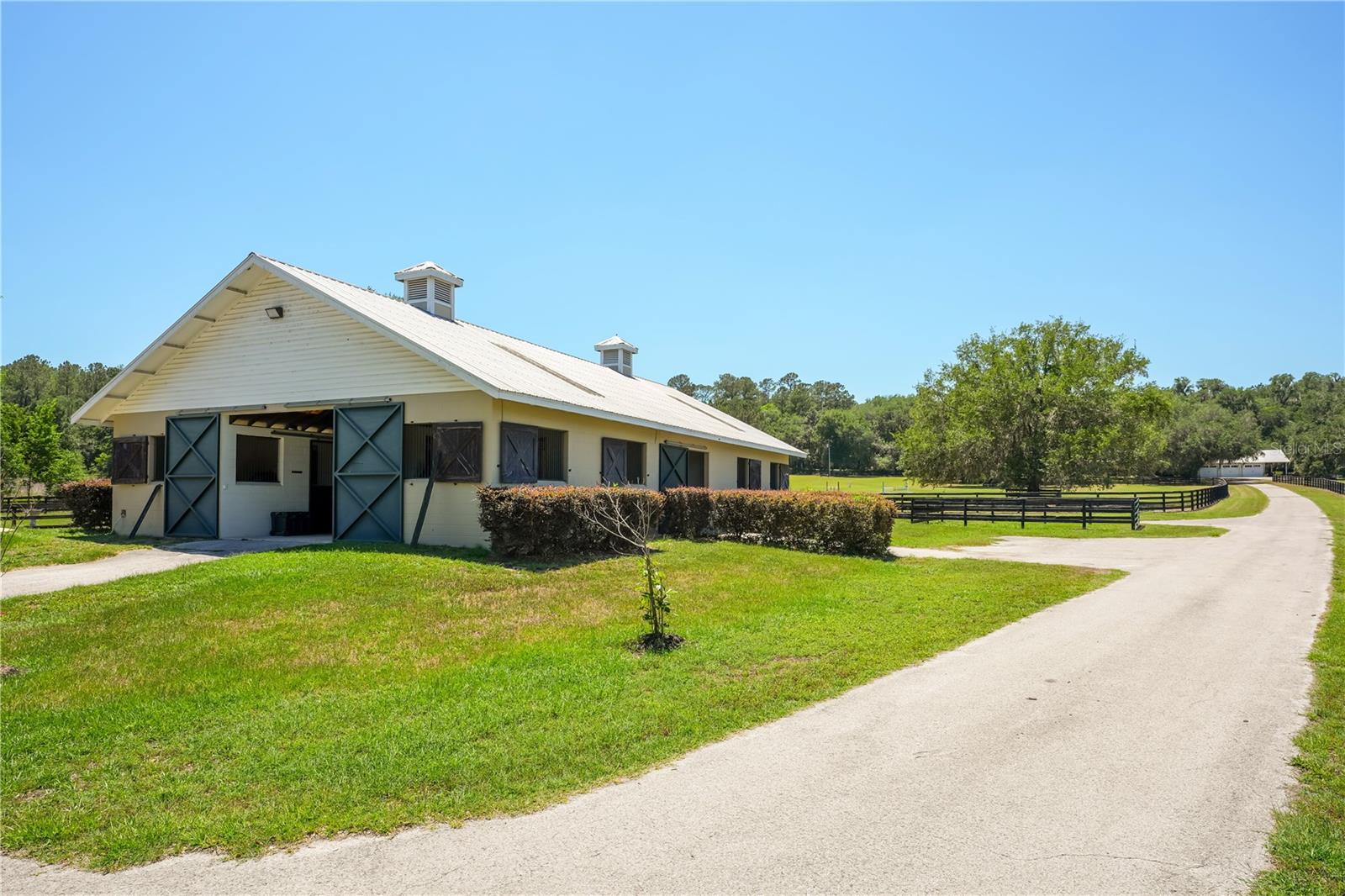 15620 Highway 225, FL