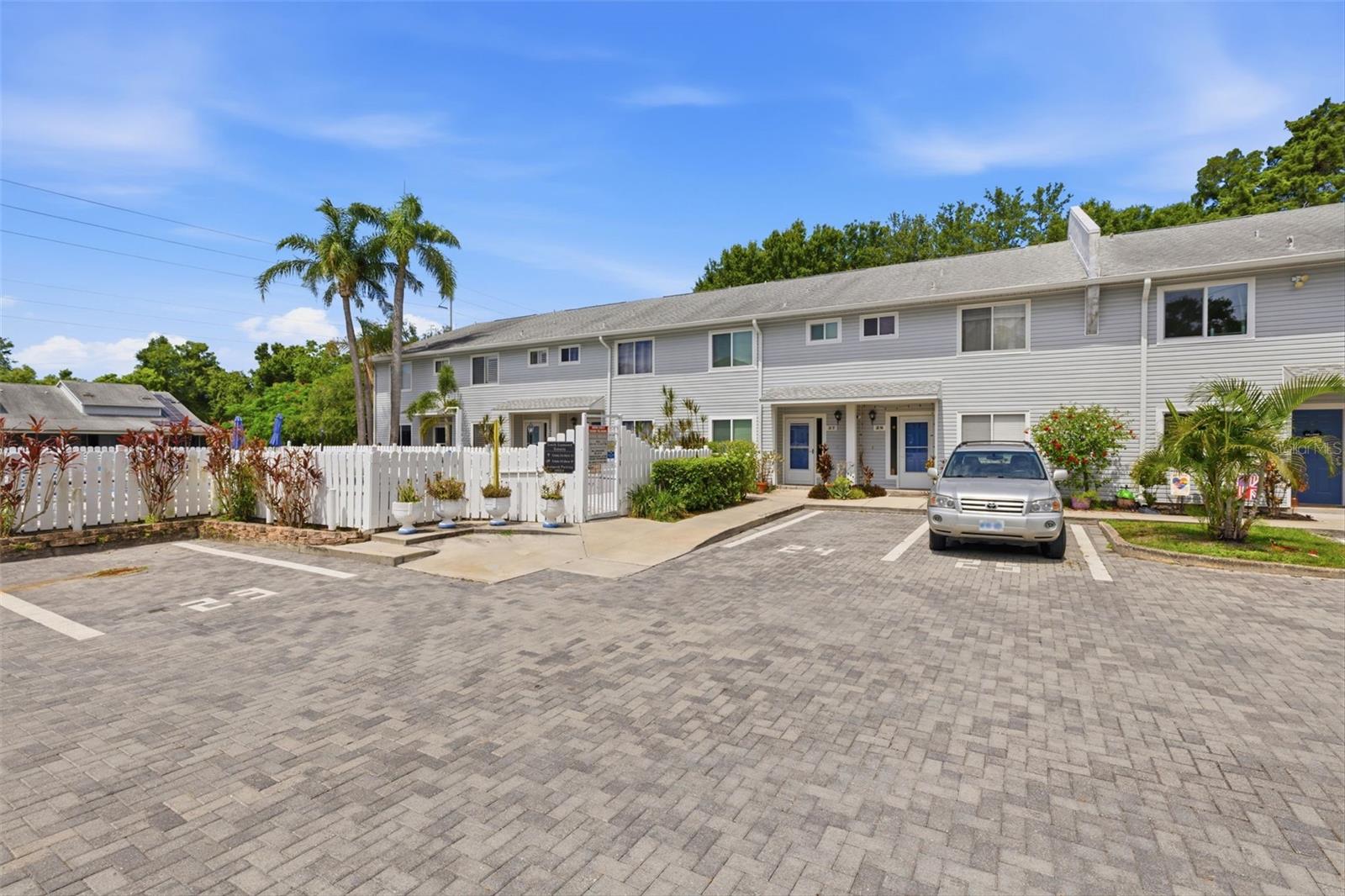 500 New York Avenue, FL