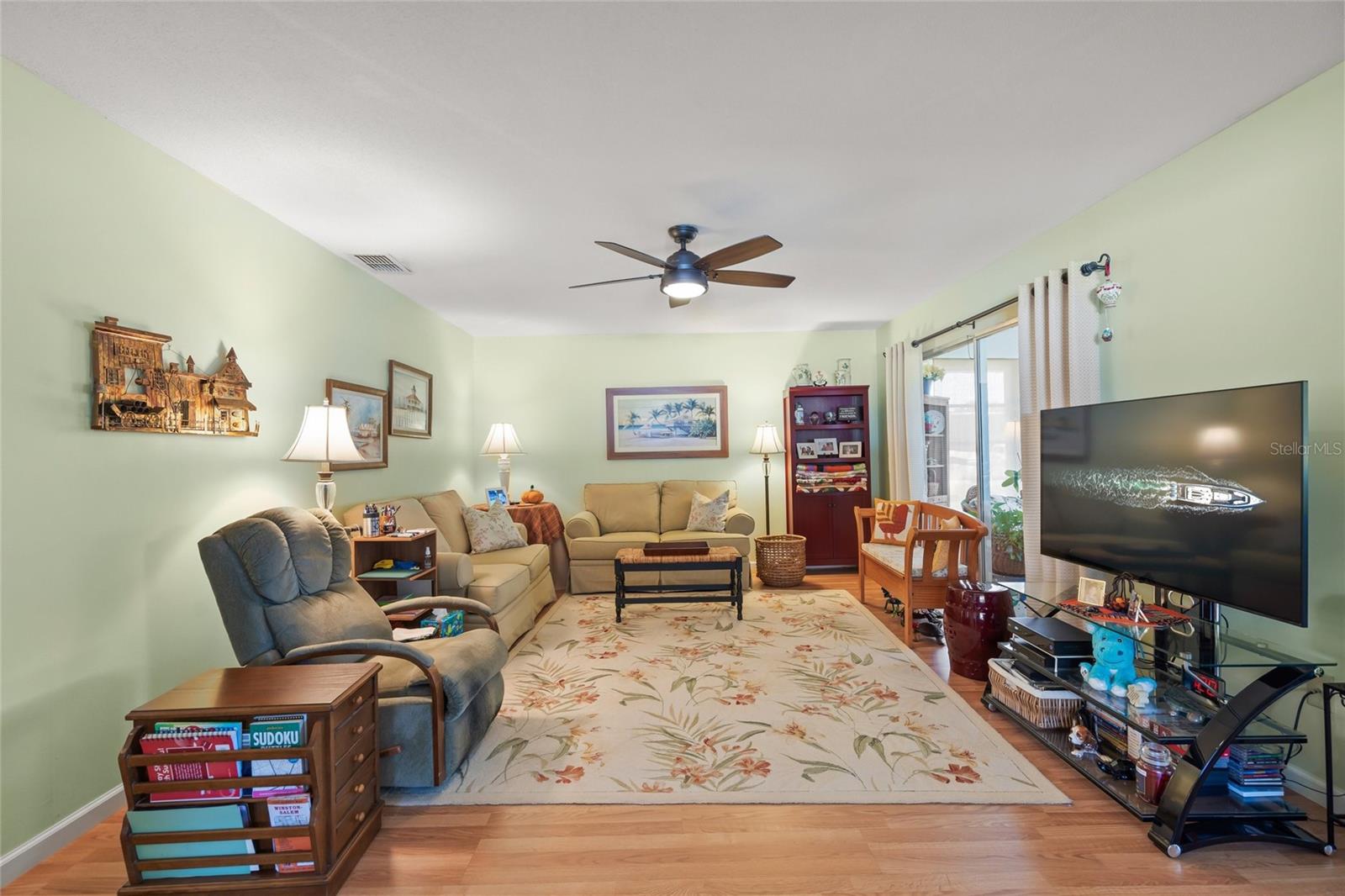 1325 Glen Oaks Drive, FL