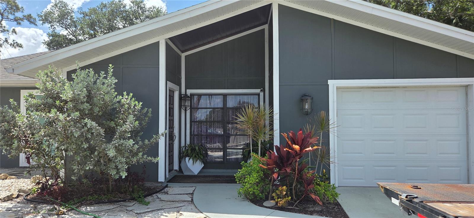 221 Dade Avenue, FL
