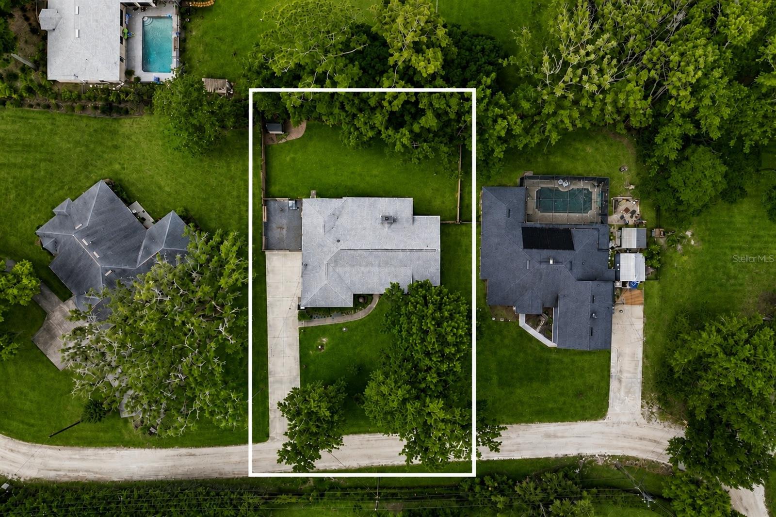 386 Lake Charles Road, FL