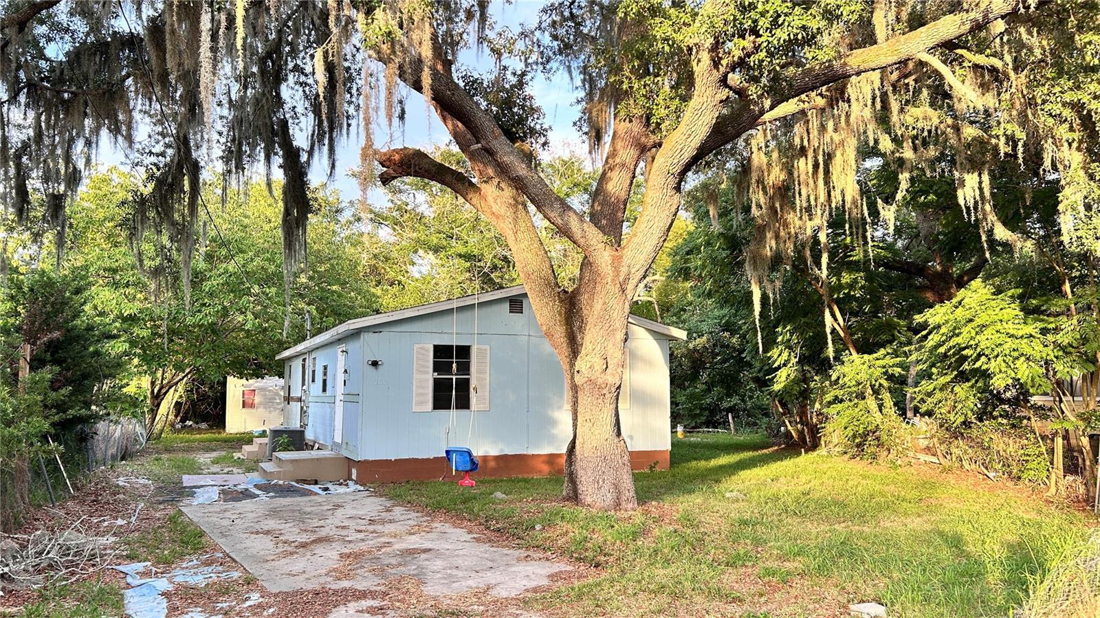 1203 Parkwood Avenue, FL