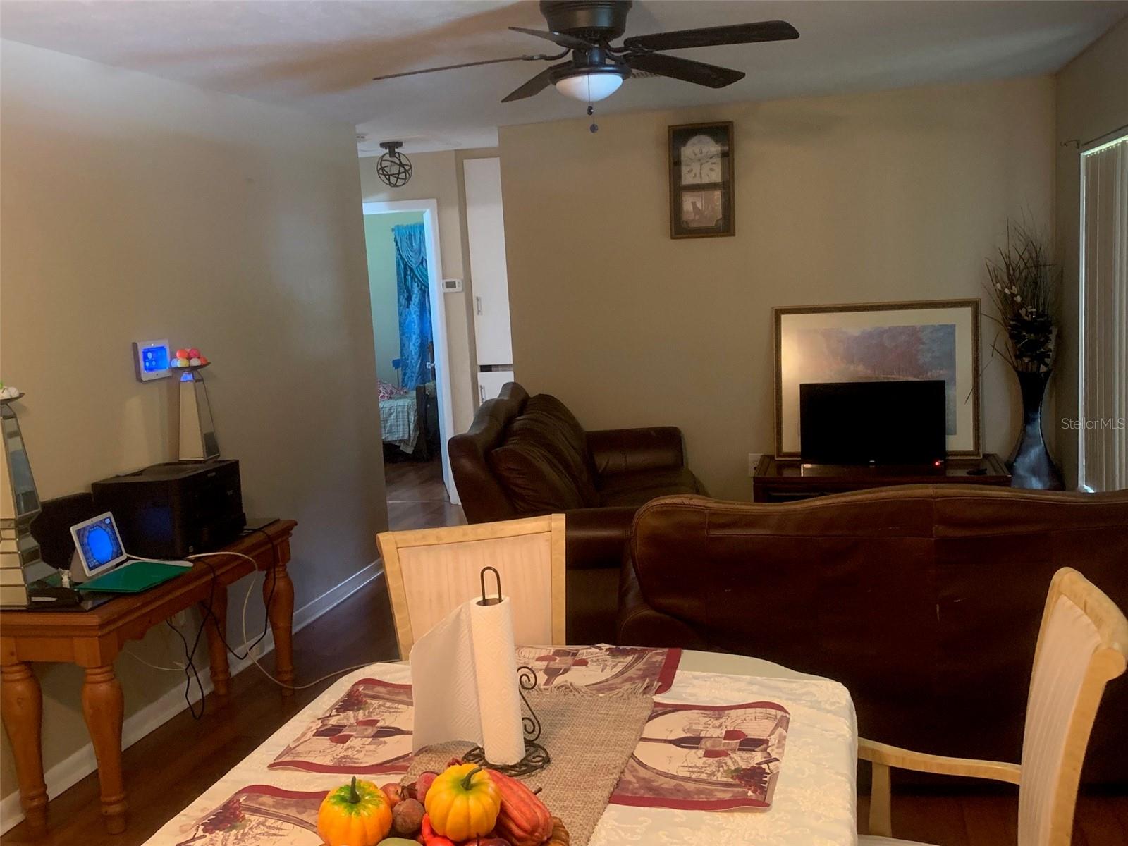1406 Pembrook Drive, FL