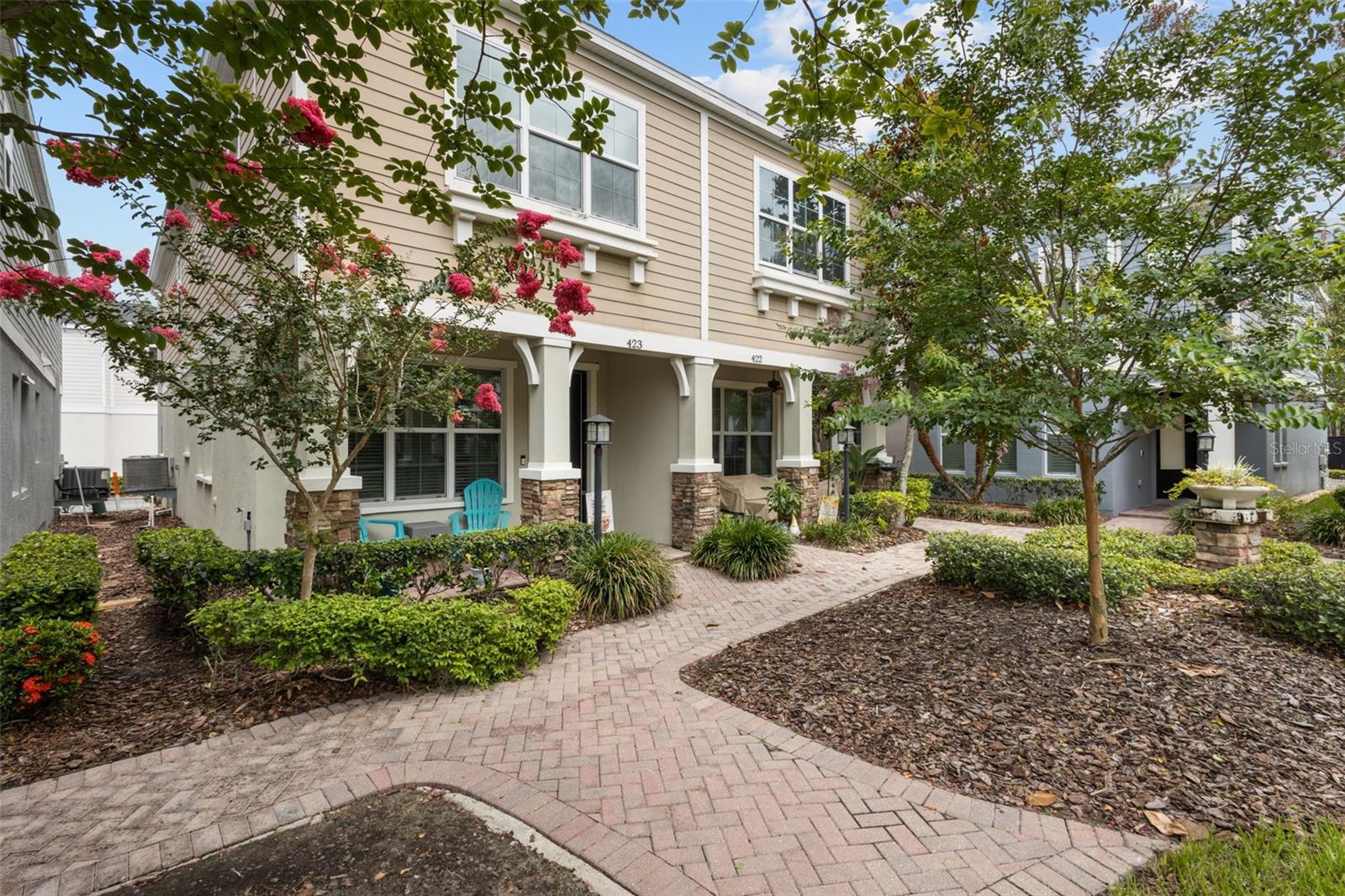 423 Aurora Way, FL