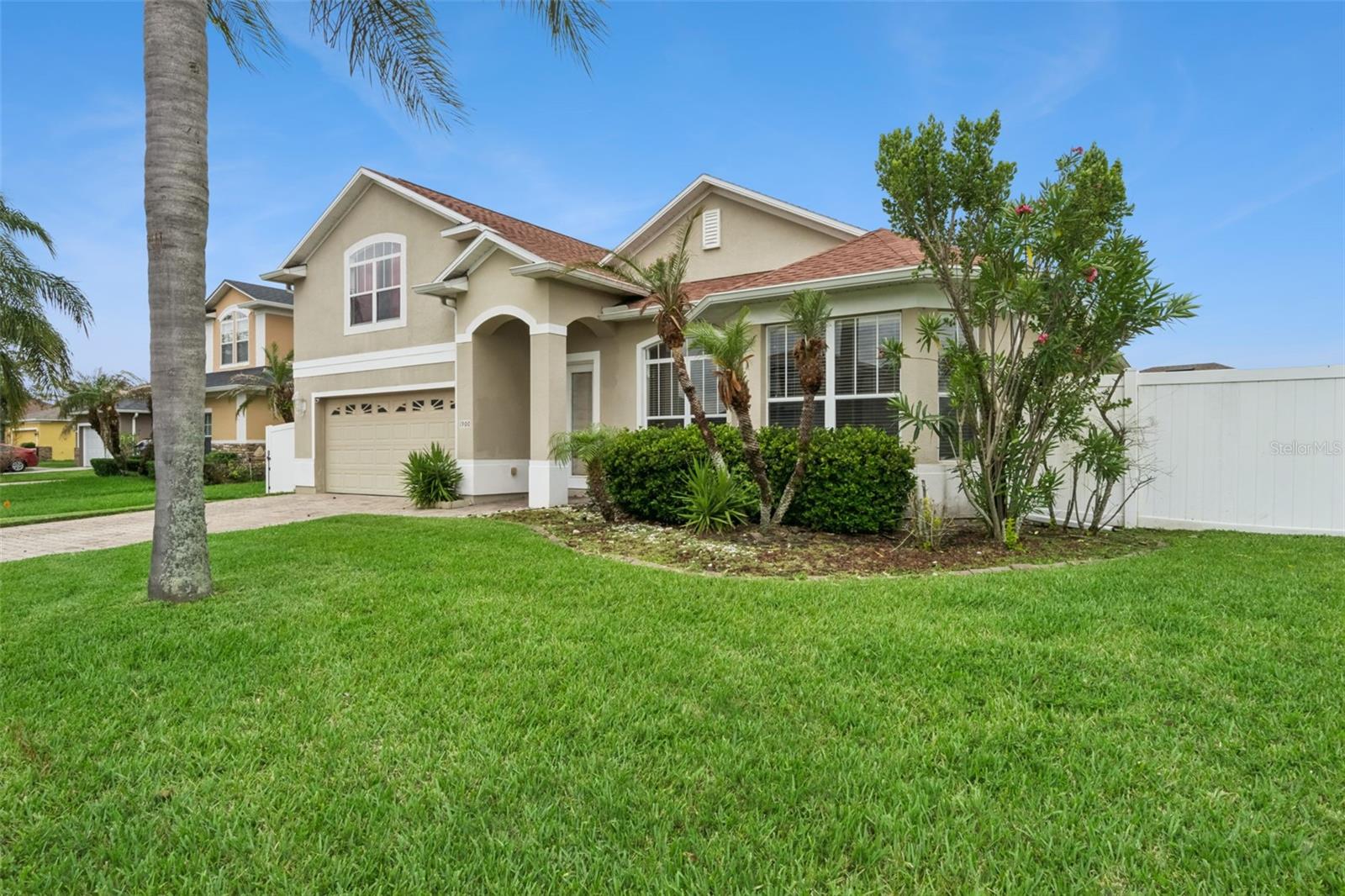 1900 Acacia Drive, FL