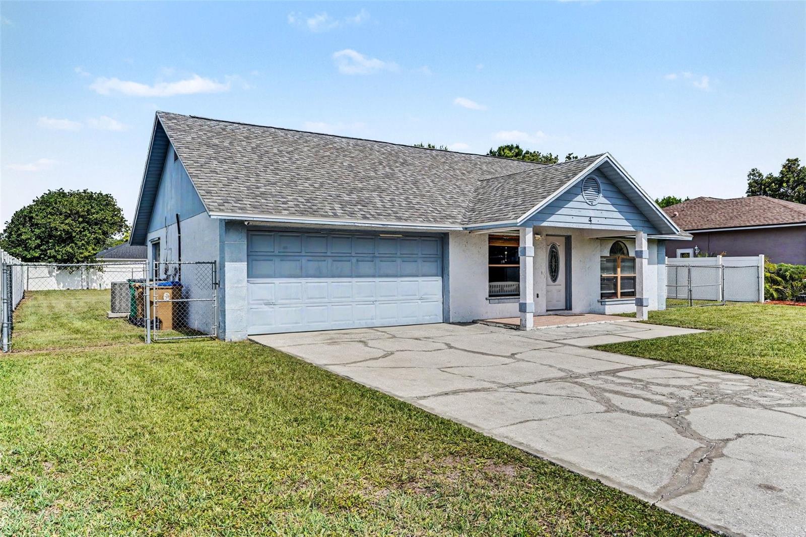 4 Carmona Way, FL