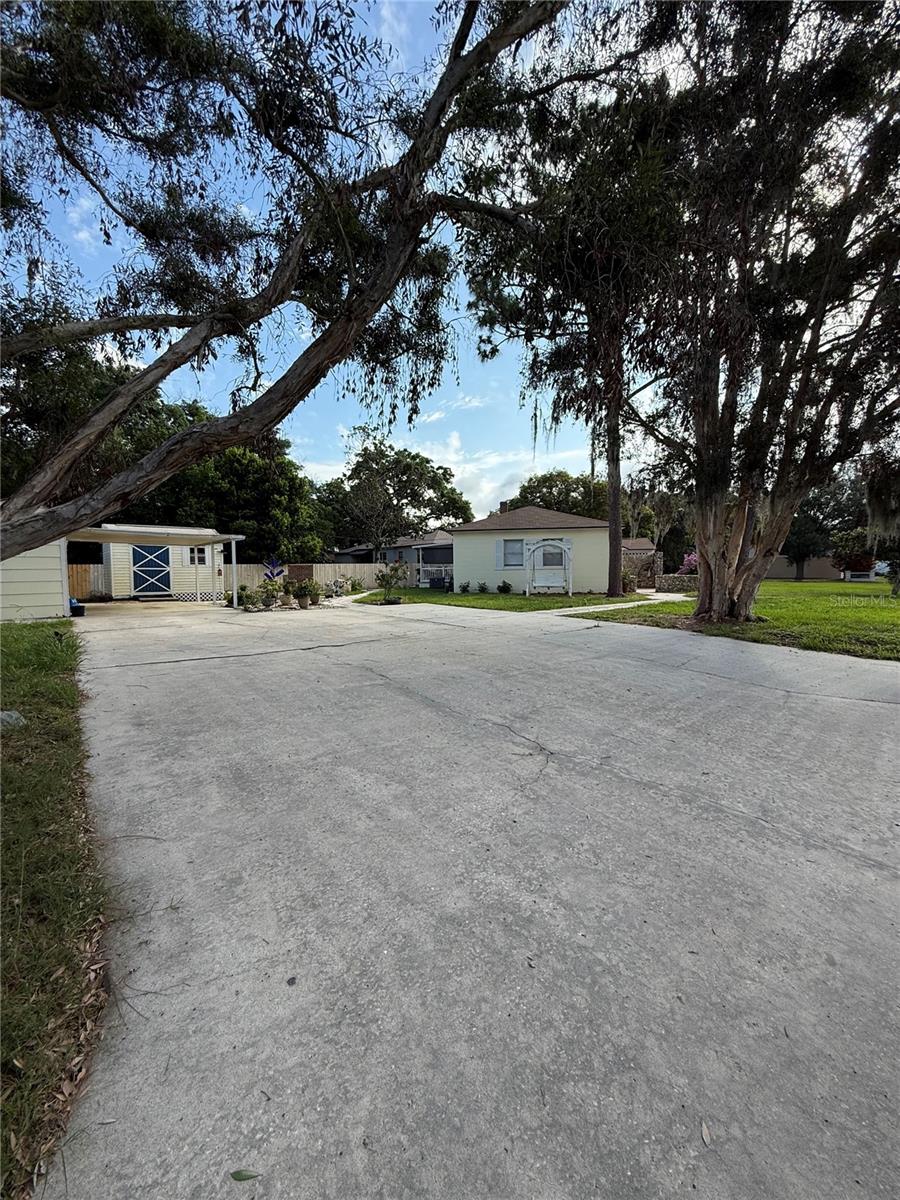 465 Briarcliff Avenue, FL