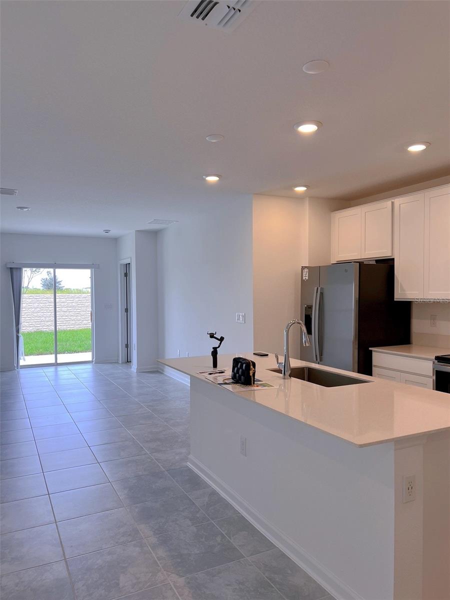 352 Loch Court, FL