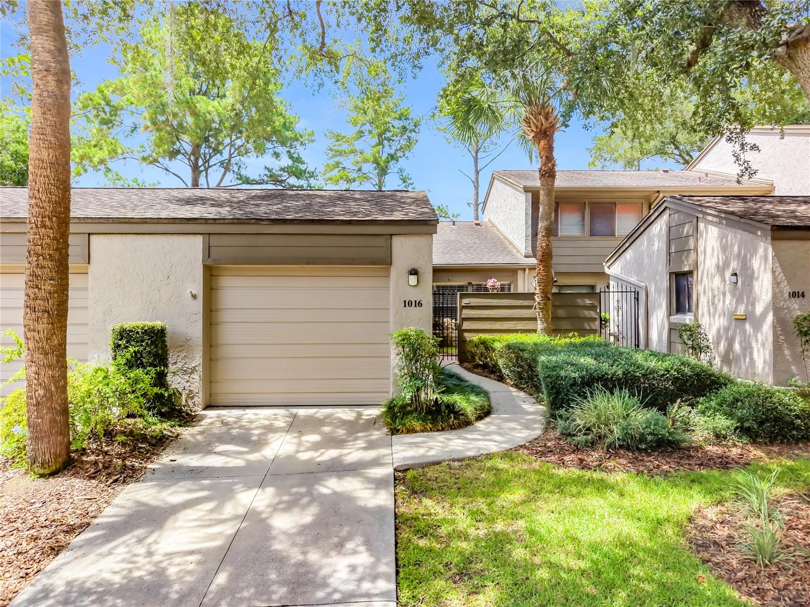 1016 Sherrywood Street, FL