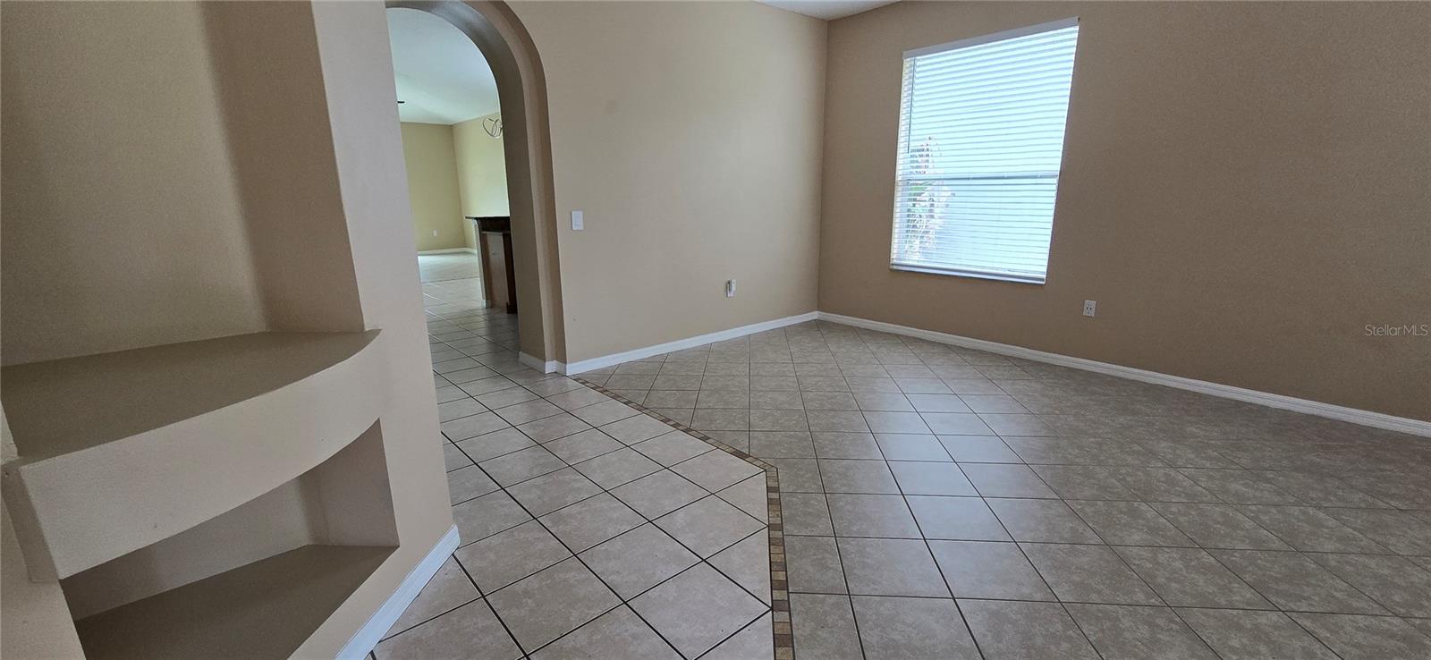 2227 Oakington Street, FL