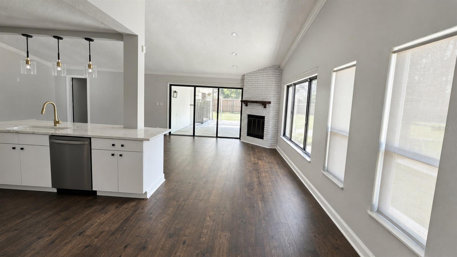1076 Sweet Tree Court, FL