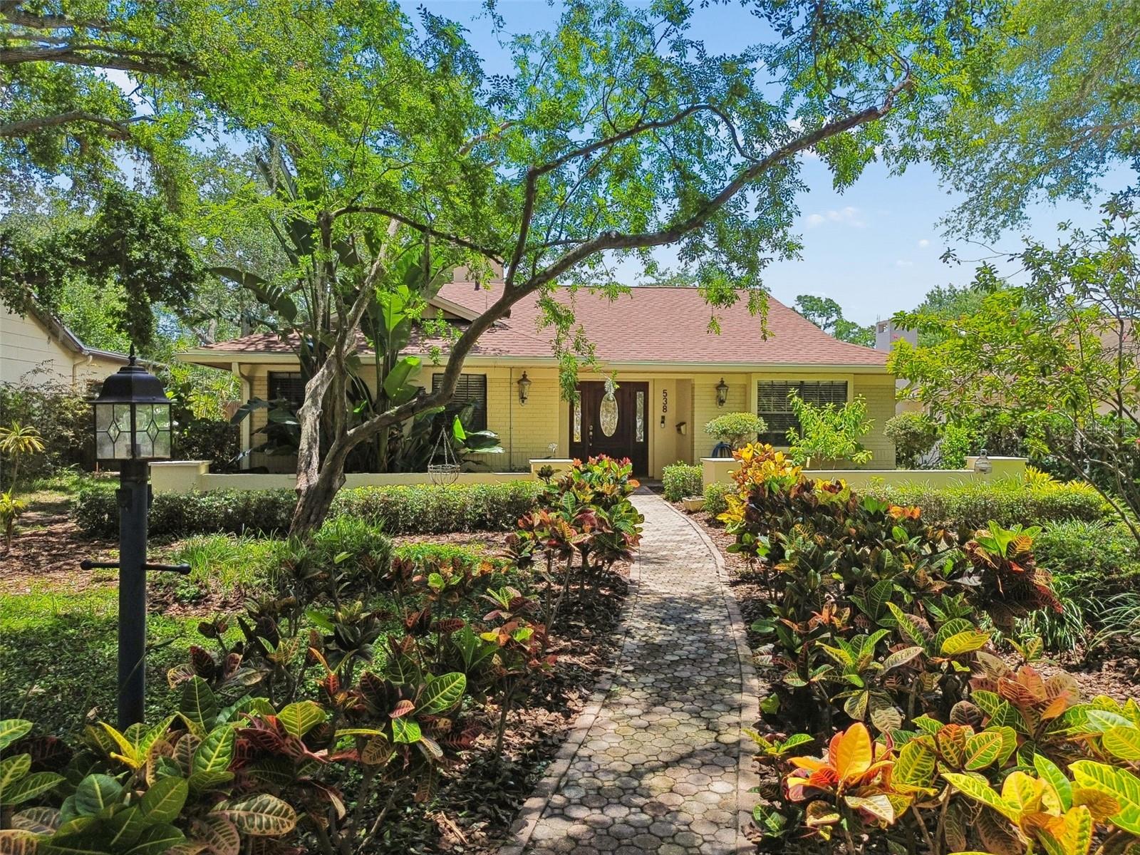 538 Oleander Way, FL