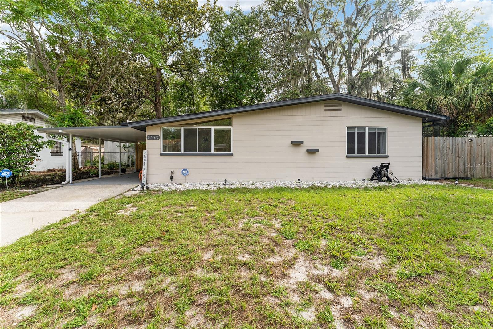 1753 20th Place, FL