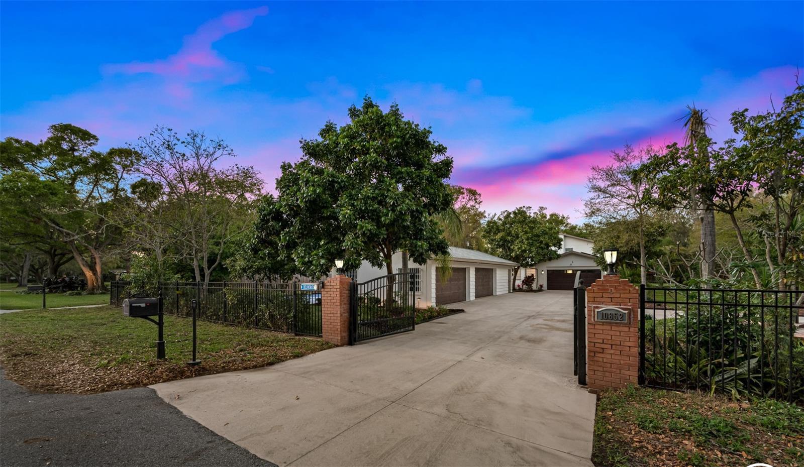 10852 131st Street, FL