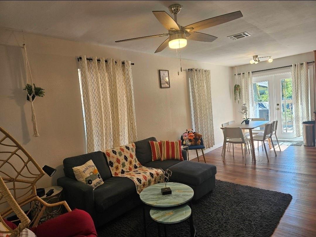 2015 Oakwood Avenue, FL