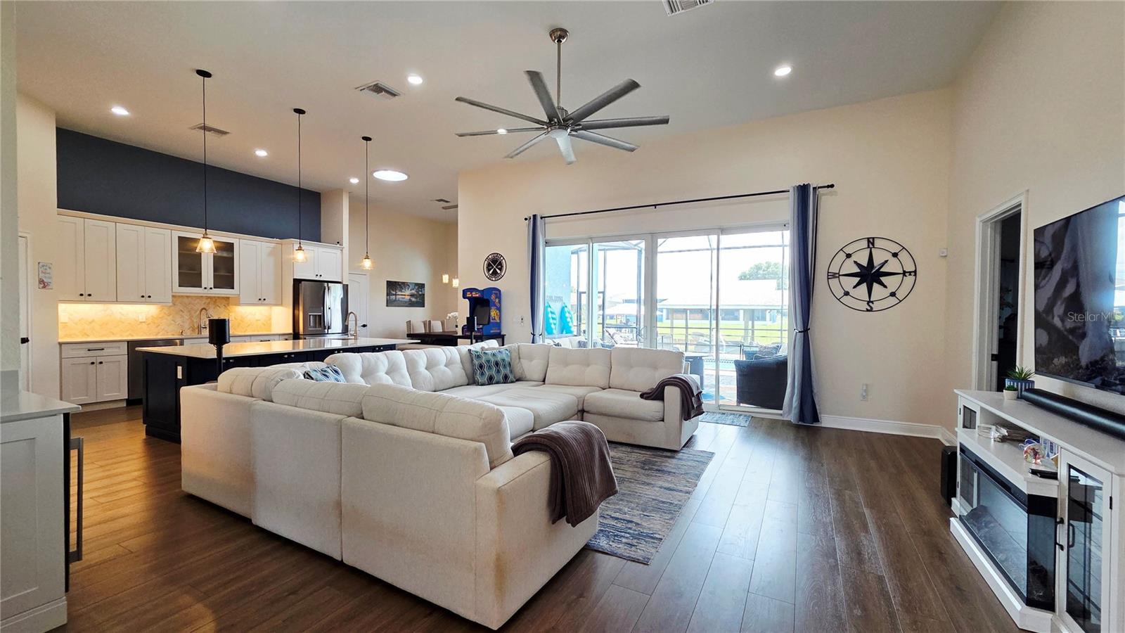 135 Citrus Road, FL