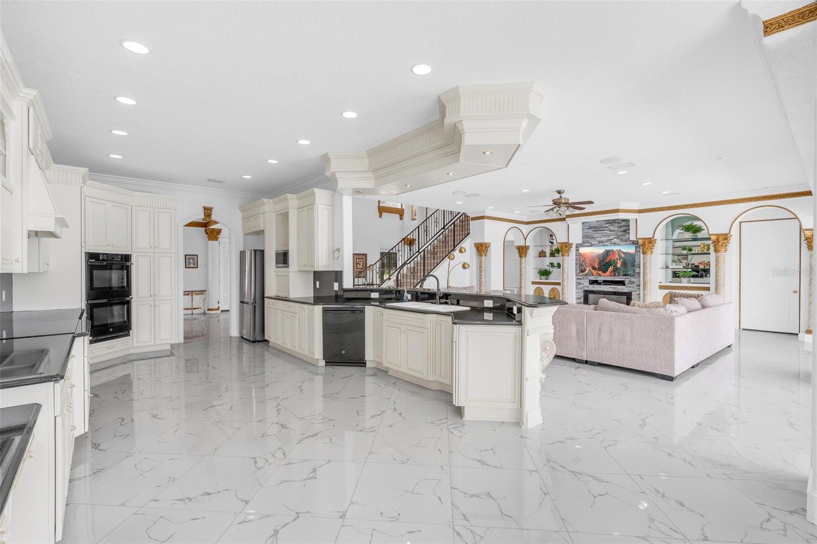 9656 Weatherstone Court, FL