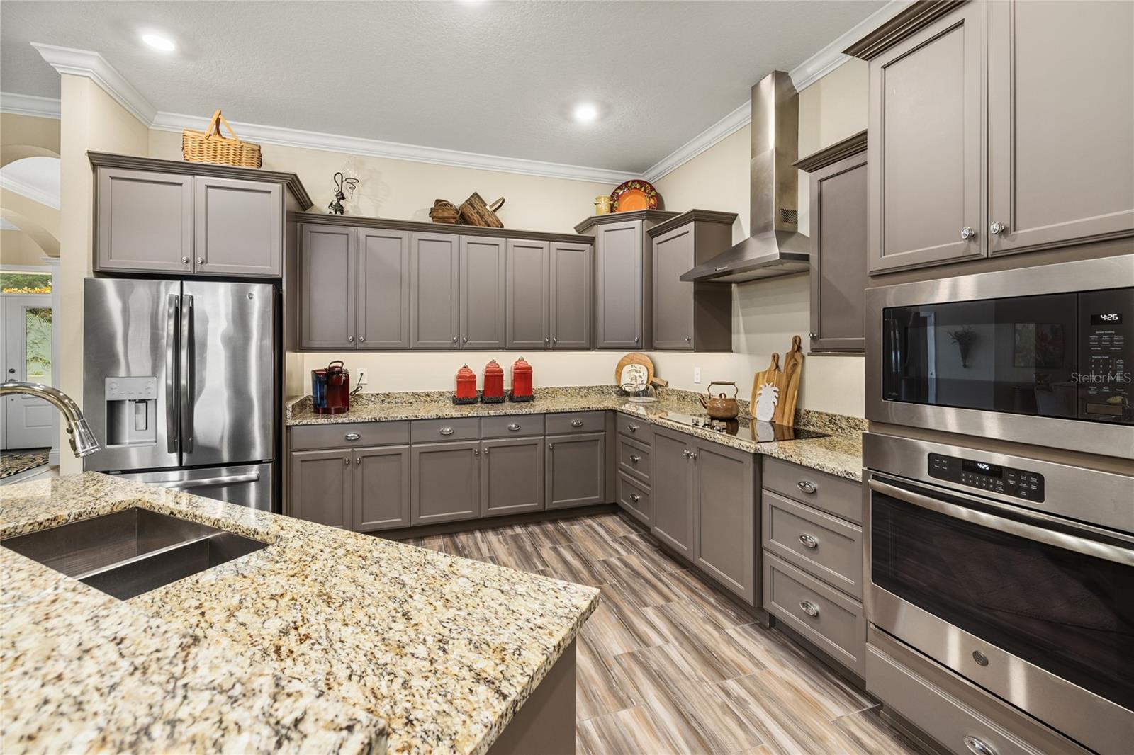 1097 Sugar Loaf Key Loop, FL