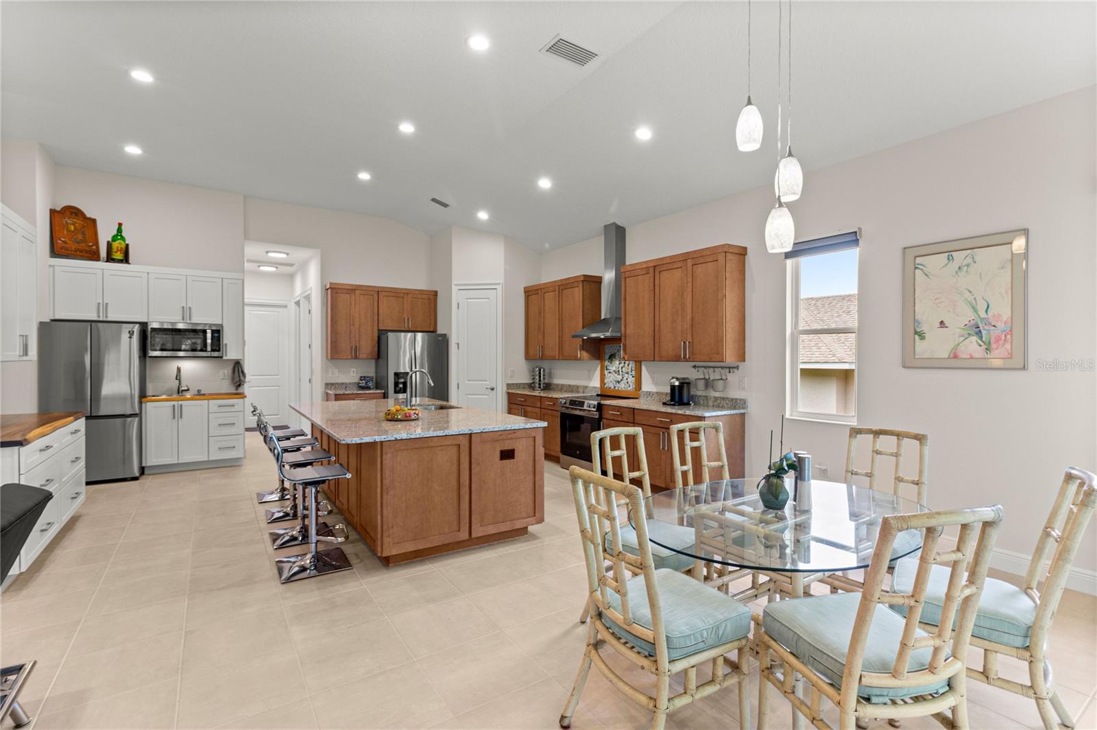 5090 Greens Drive, FL