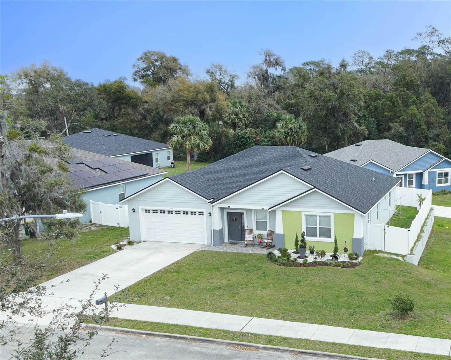 113 Plumosus Park Dr, FL
