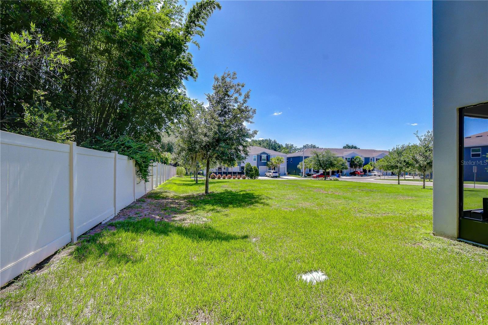3143 Pleasant Willow Court, FL