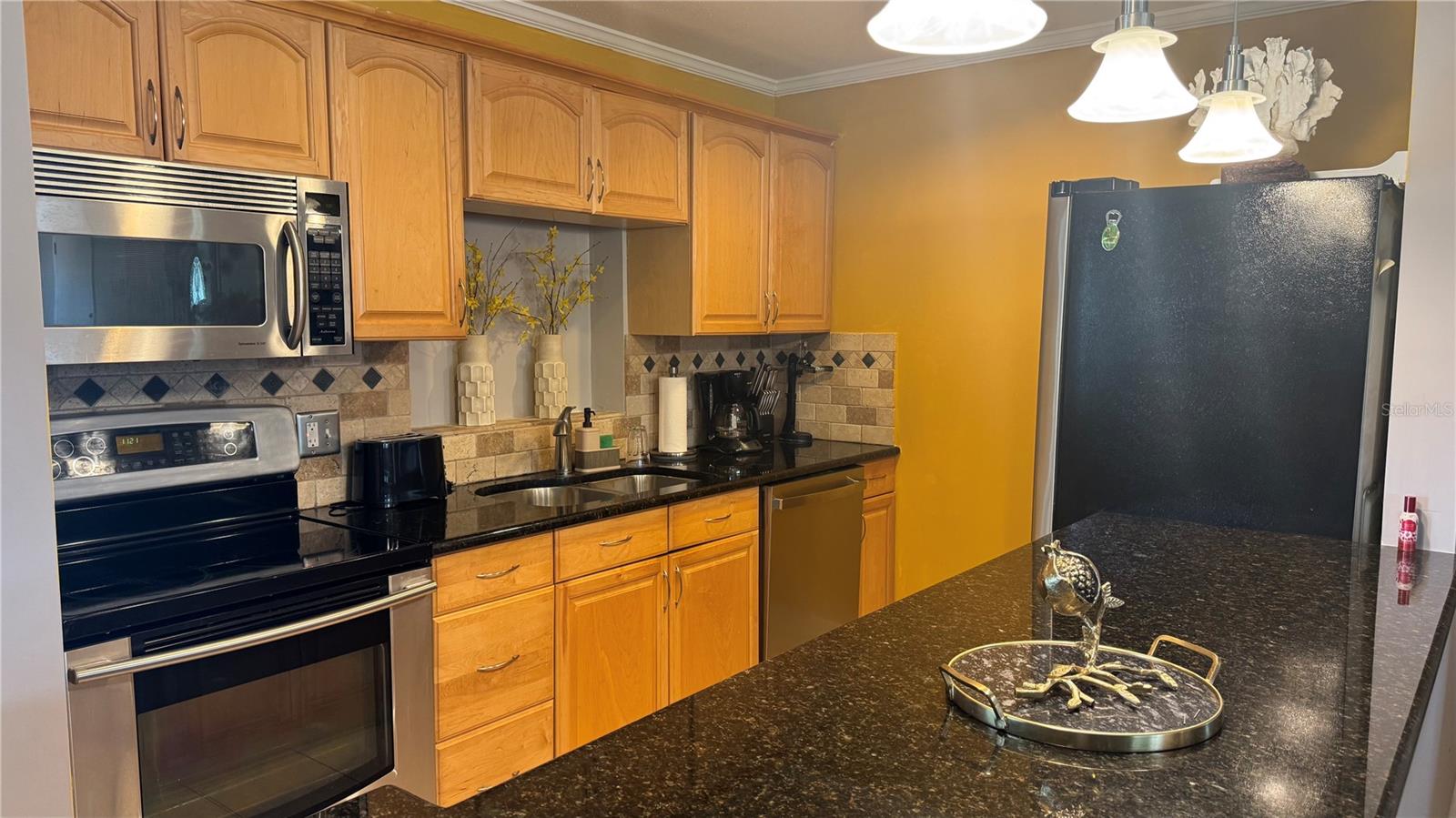 9652 Commodore Drive, FL