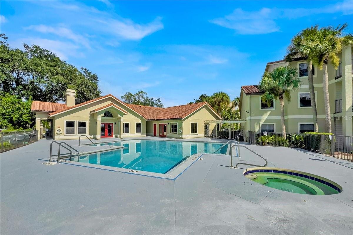 3032 Parkway Boulevard, FL