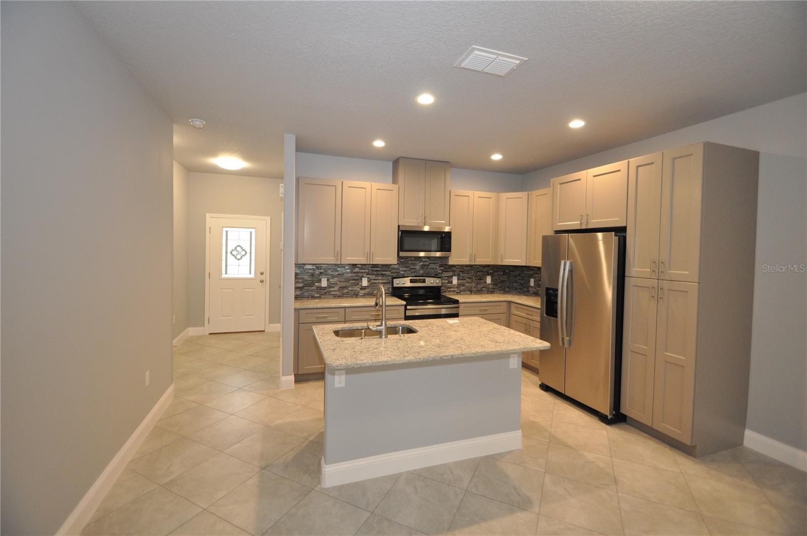 24 Prosperity Lane, FL