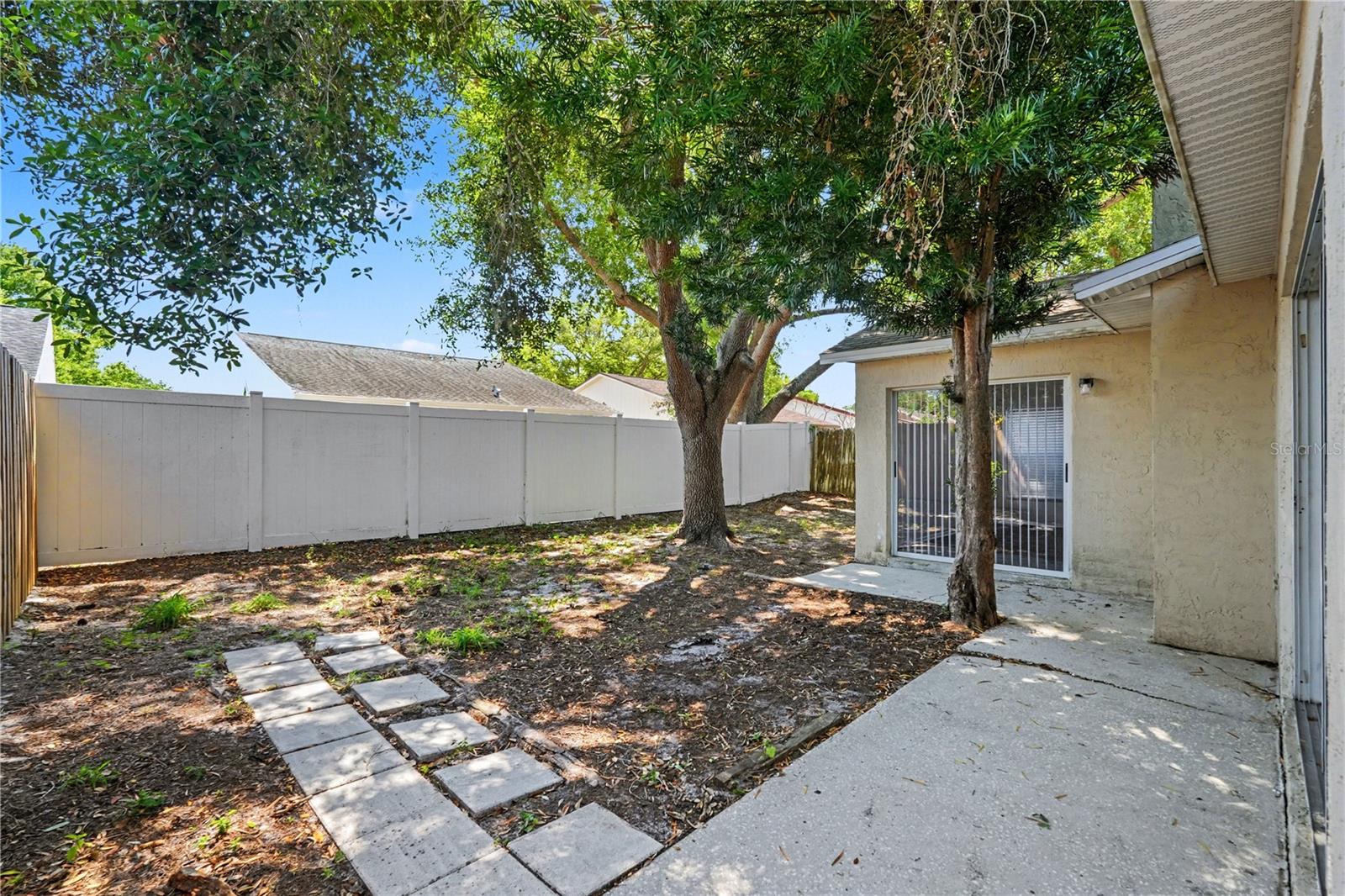 13618 Laraway Drive, FL