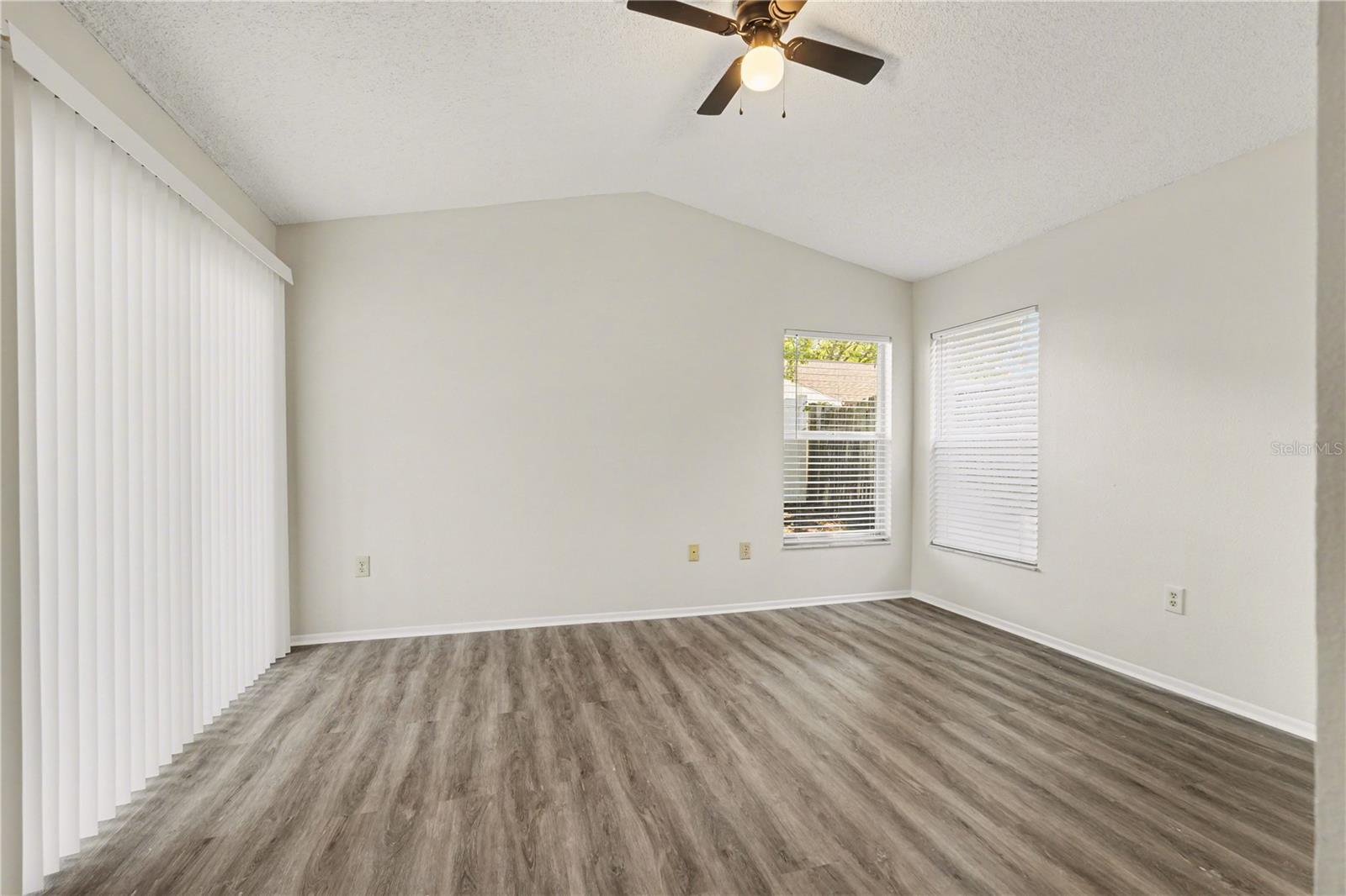 13618 Laraway Drive, FL