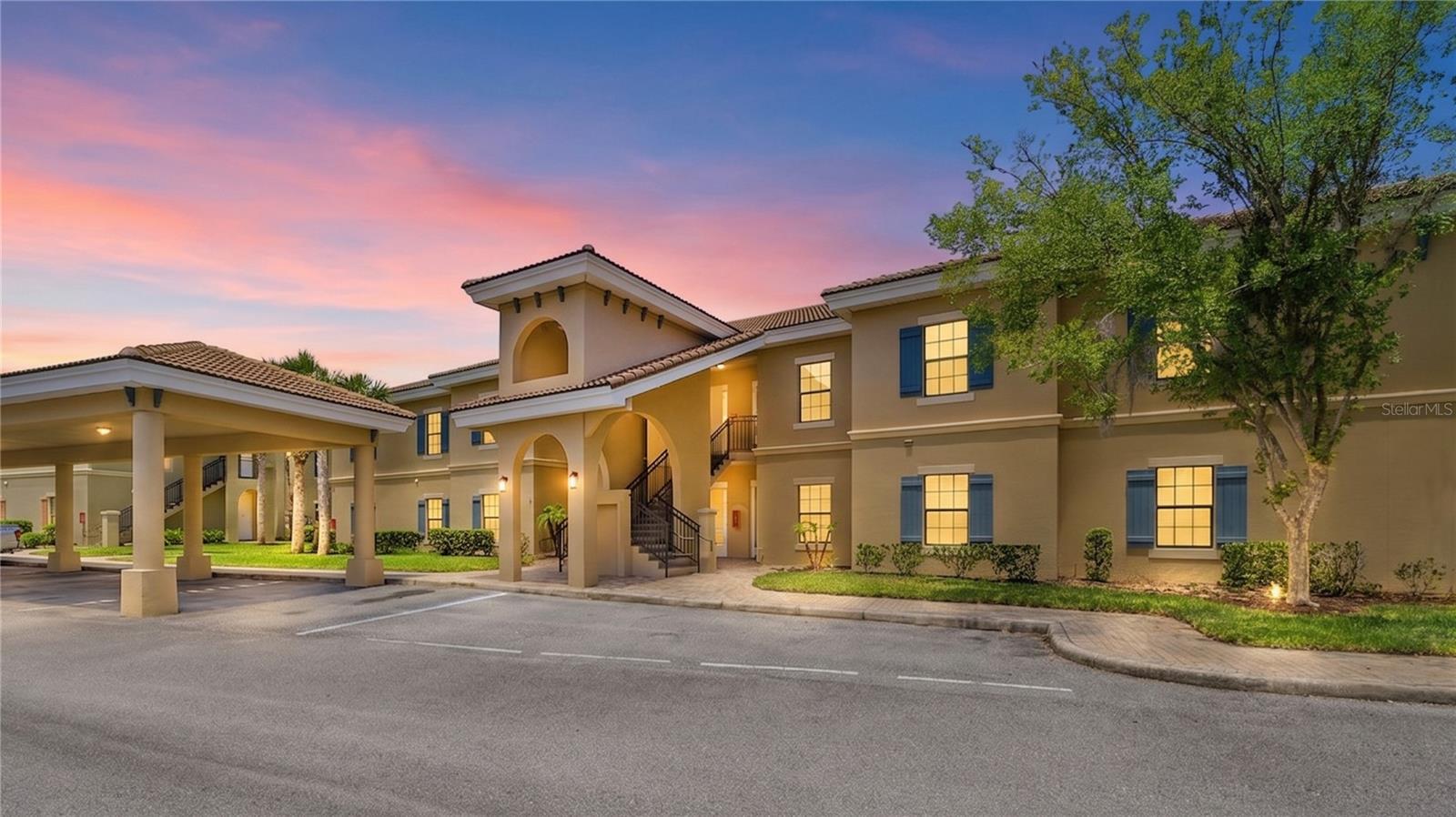 305 Via Castilla, FL