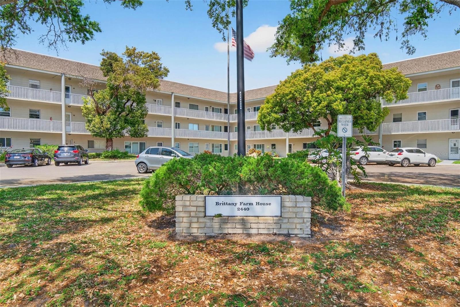 2440 World Parkway Boulevard, FL