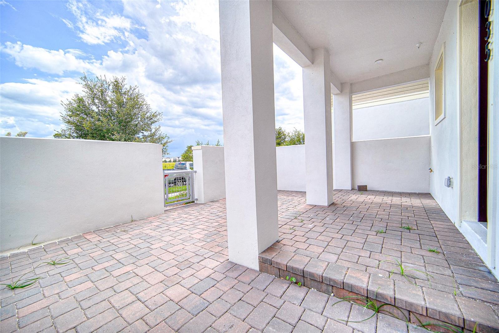 7035 Nemours Parkway, FL