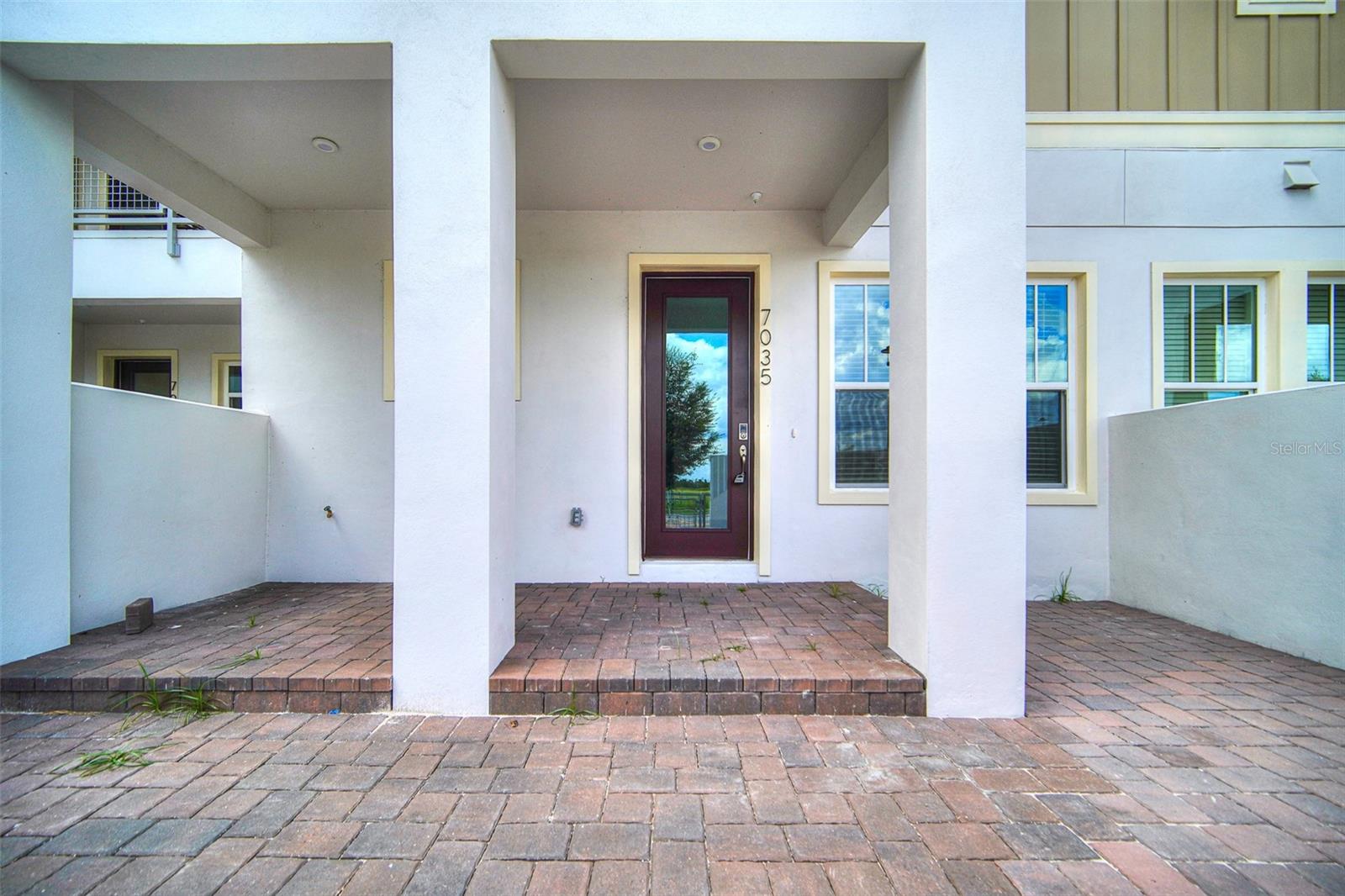 7035 Nemours Parkway, FL