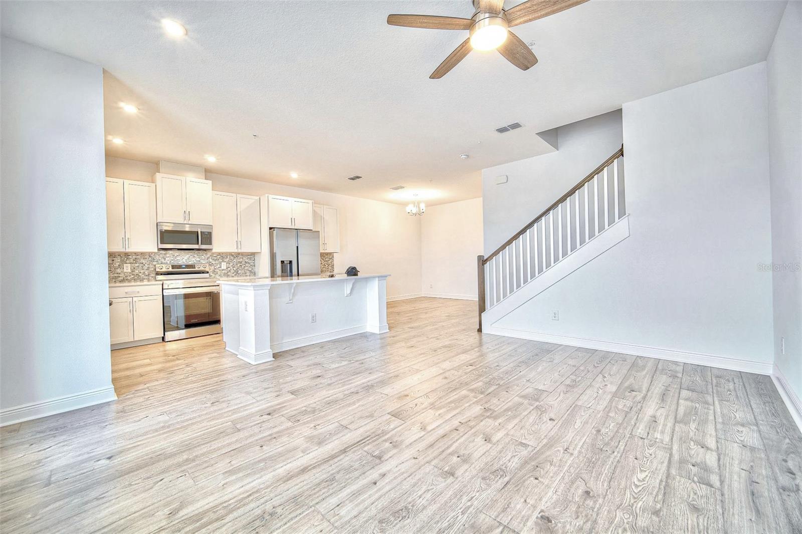 7035 Nemours Parkway, FL