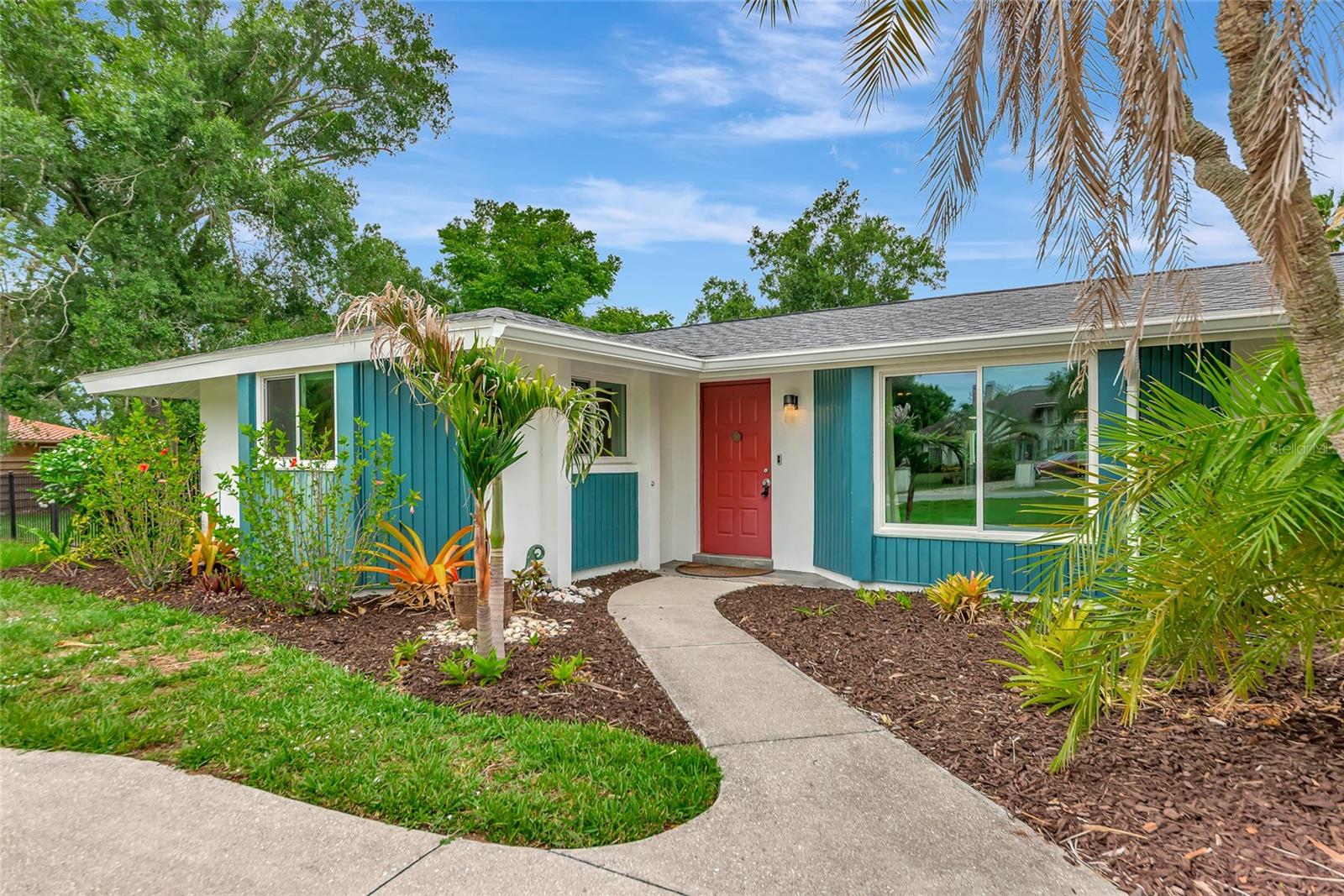 6211 Canary Street, FL