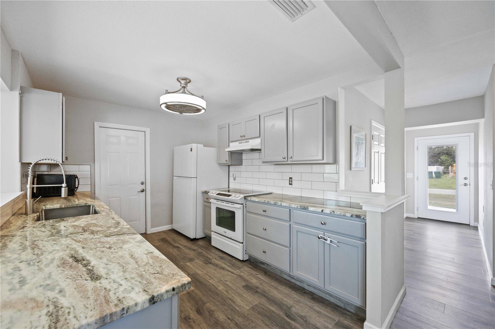4394 Library Street, FL