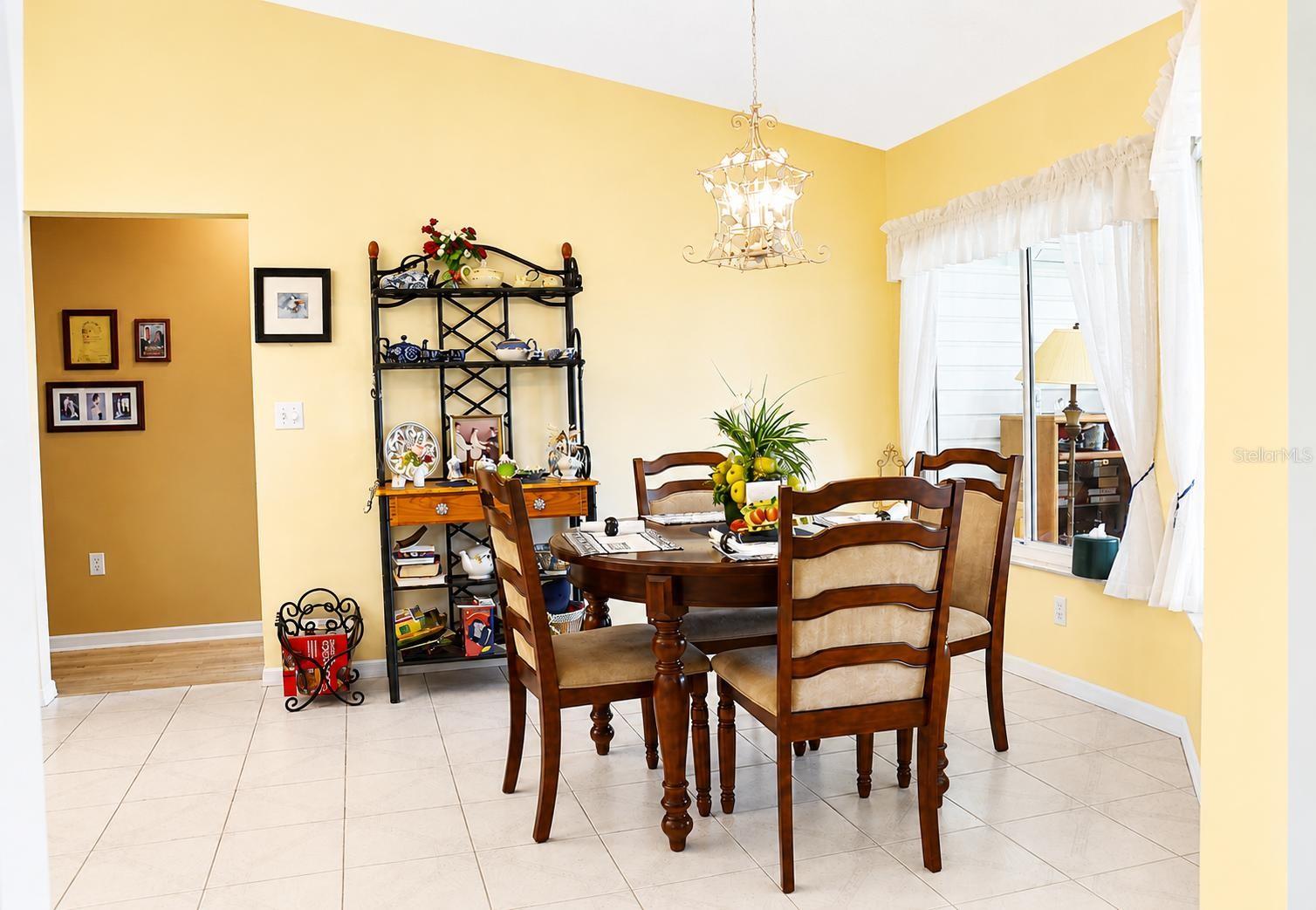 9900 175th Place, FL