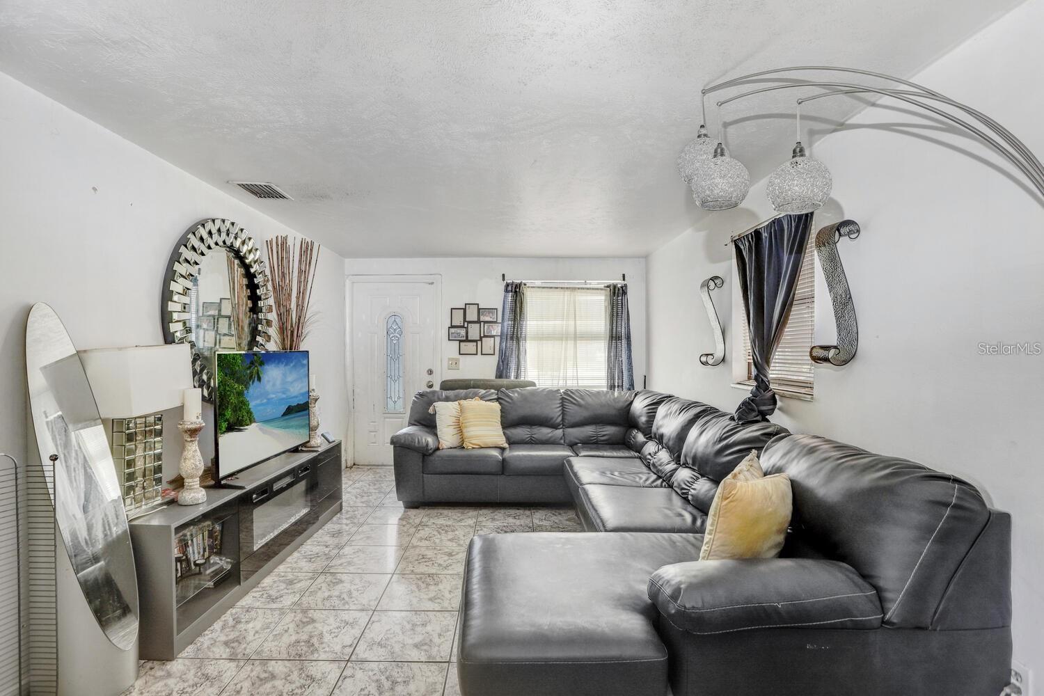 4833 Ashland Drive, FL