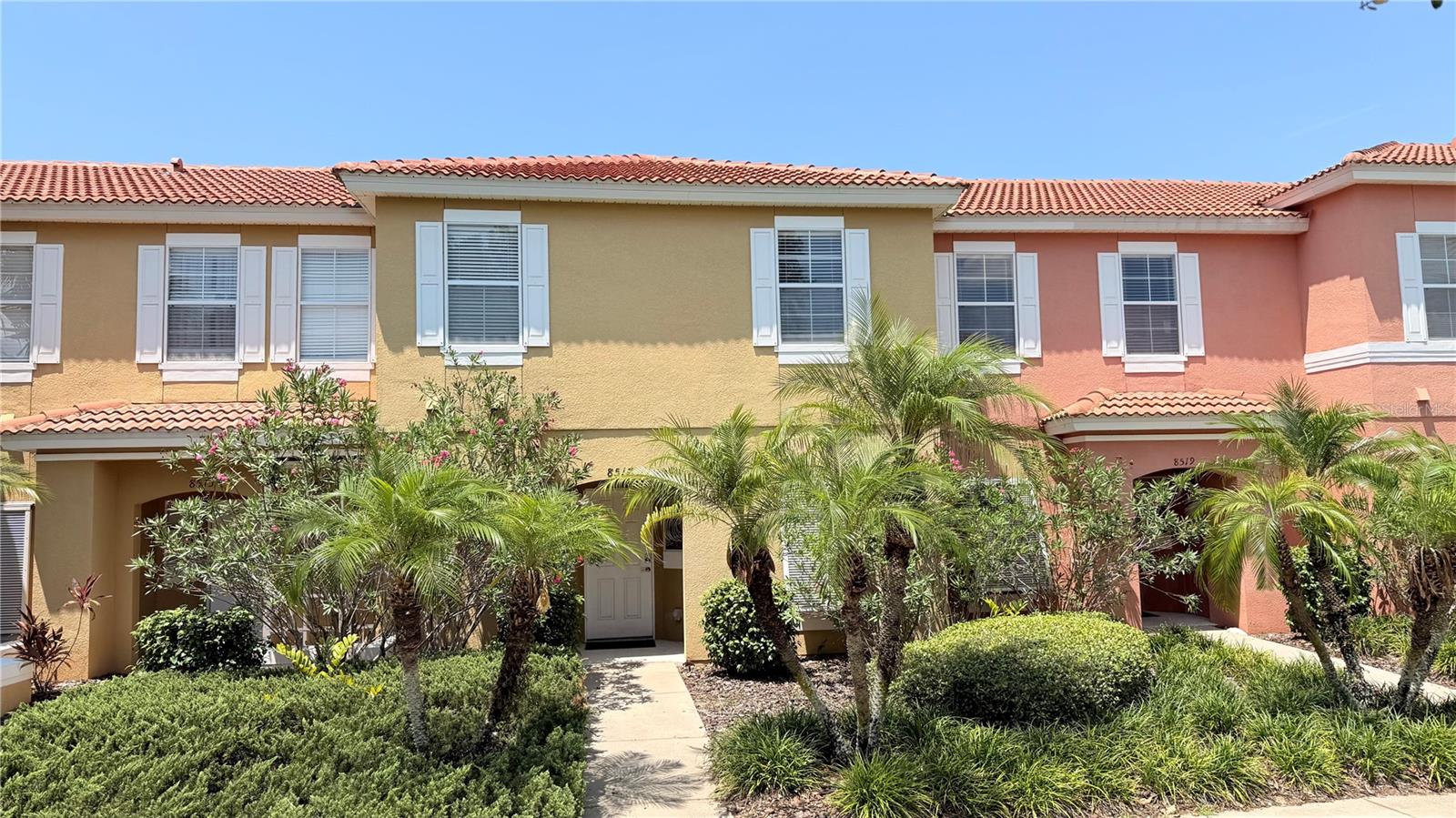 8517 Bay Lilly Loop, FL
