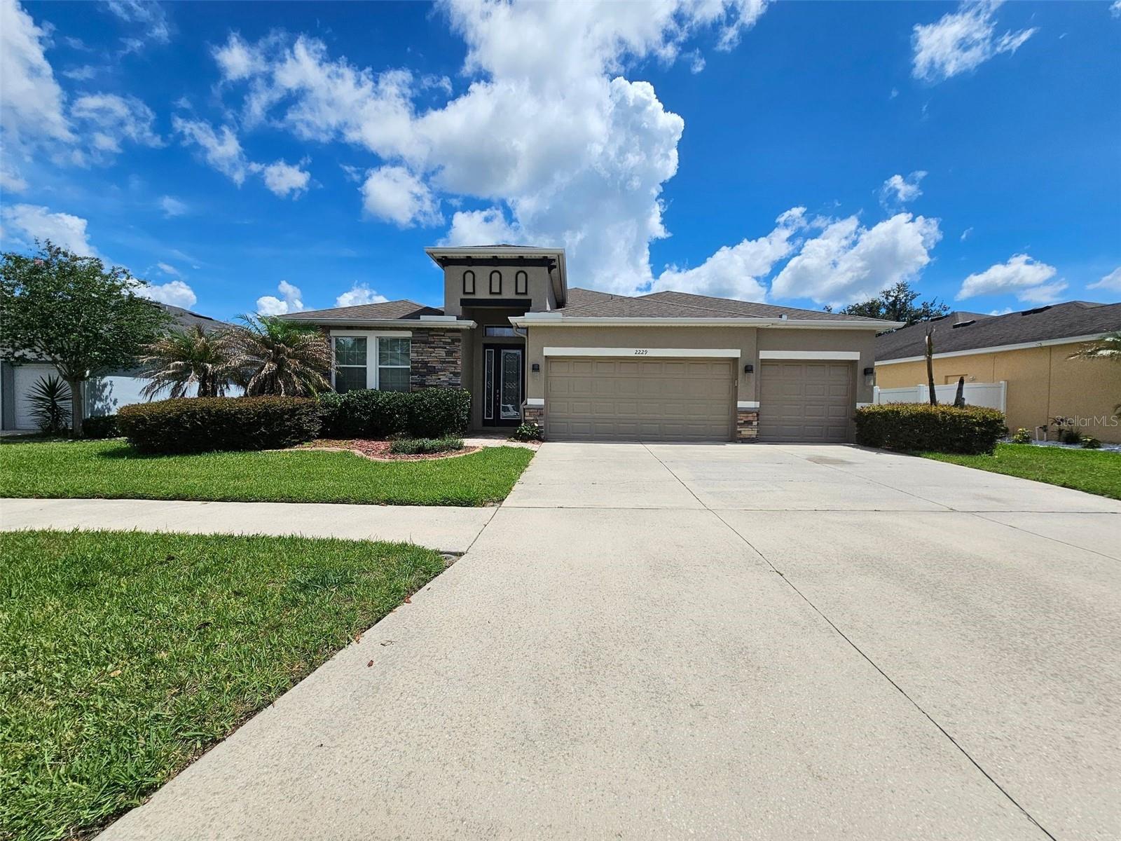 2229 Valterra Vista Way, FL