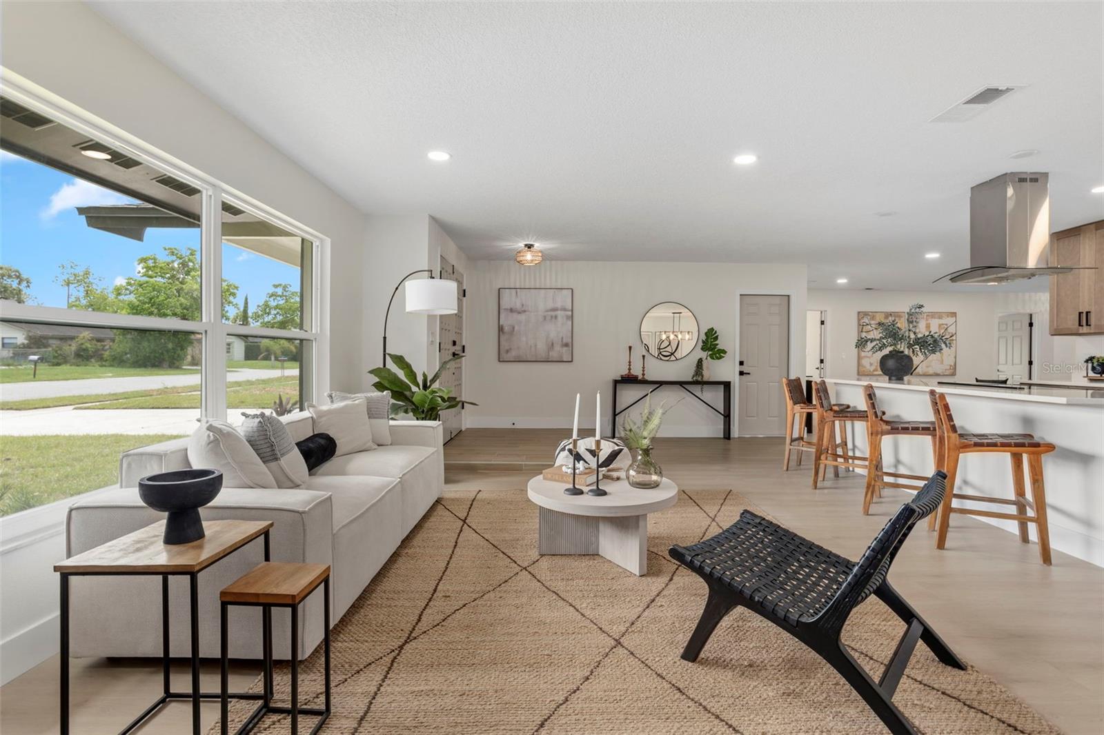305 Robin Hill Drive, FL