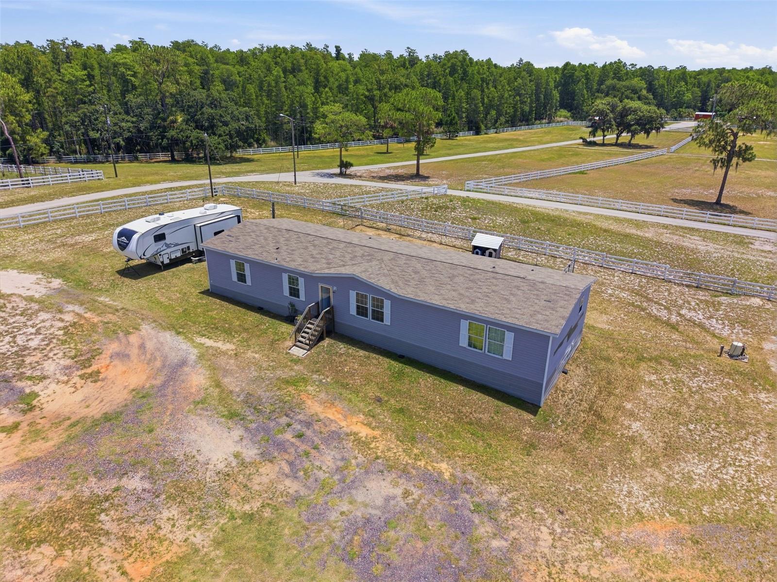 7242 Black Road, FL