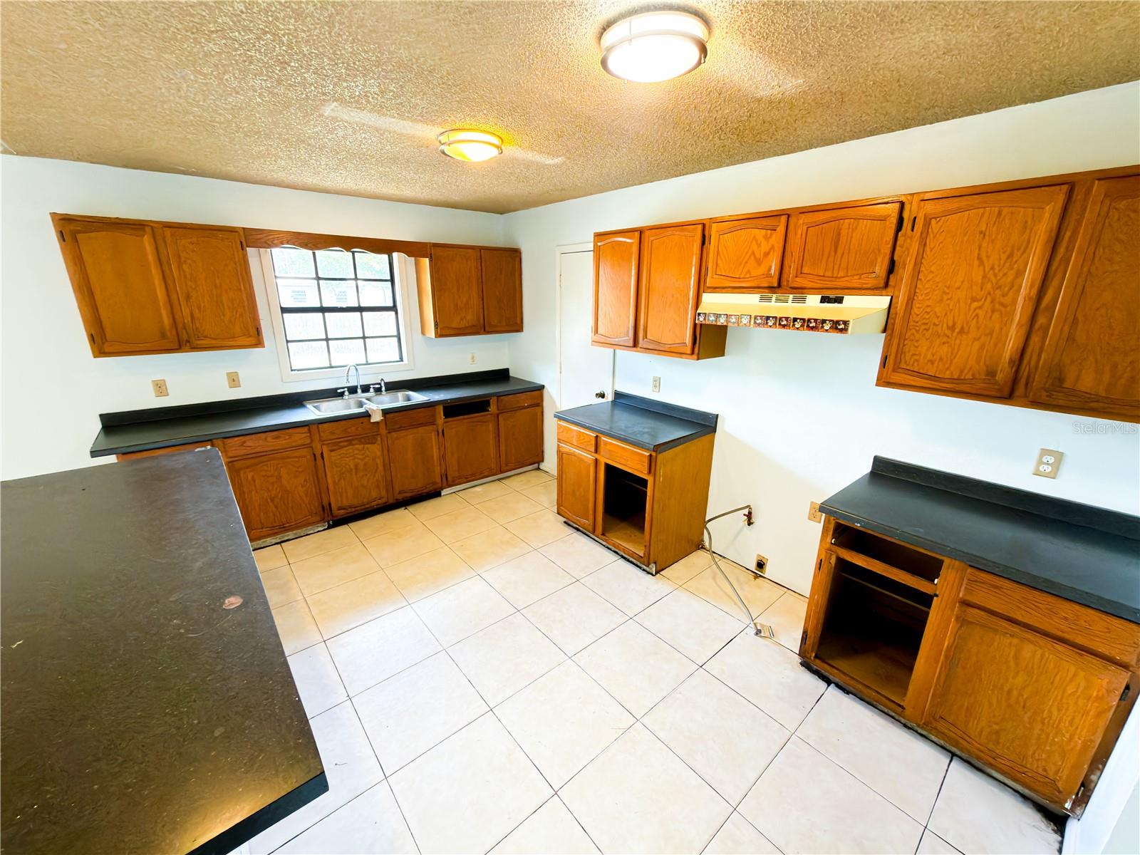 415 3rd Street, FL