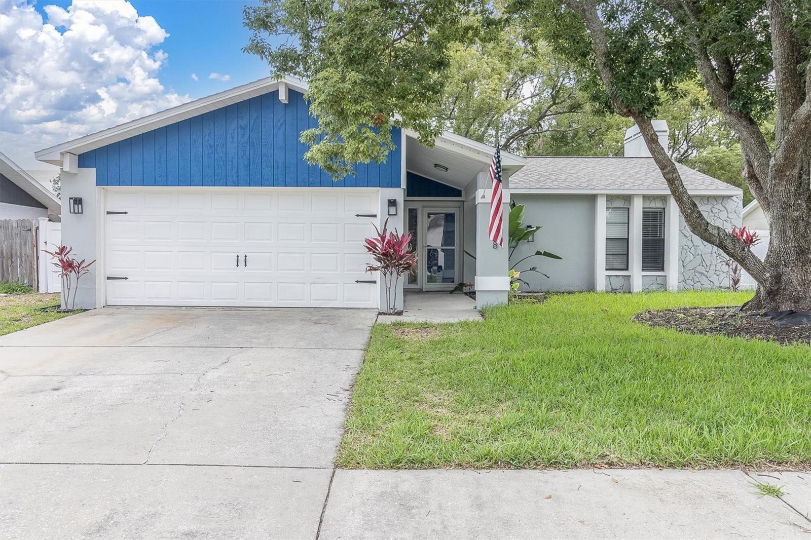 8038 Buttonball Lane, FL