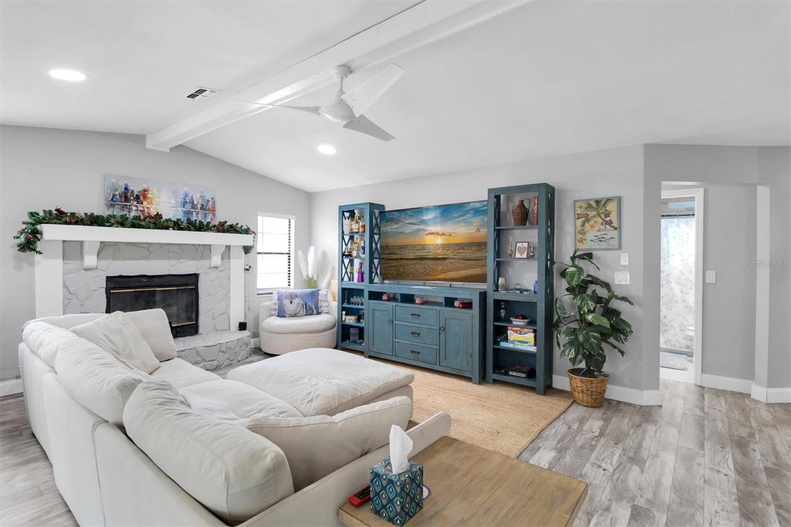8038 Buttonball Lane, FL