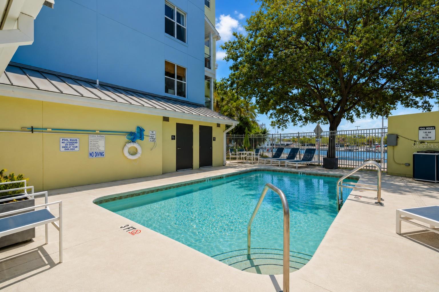 1501 Doyle Carlton Drive, FL