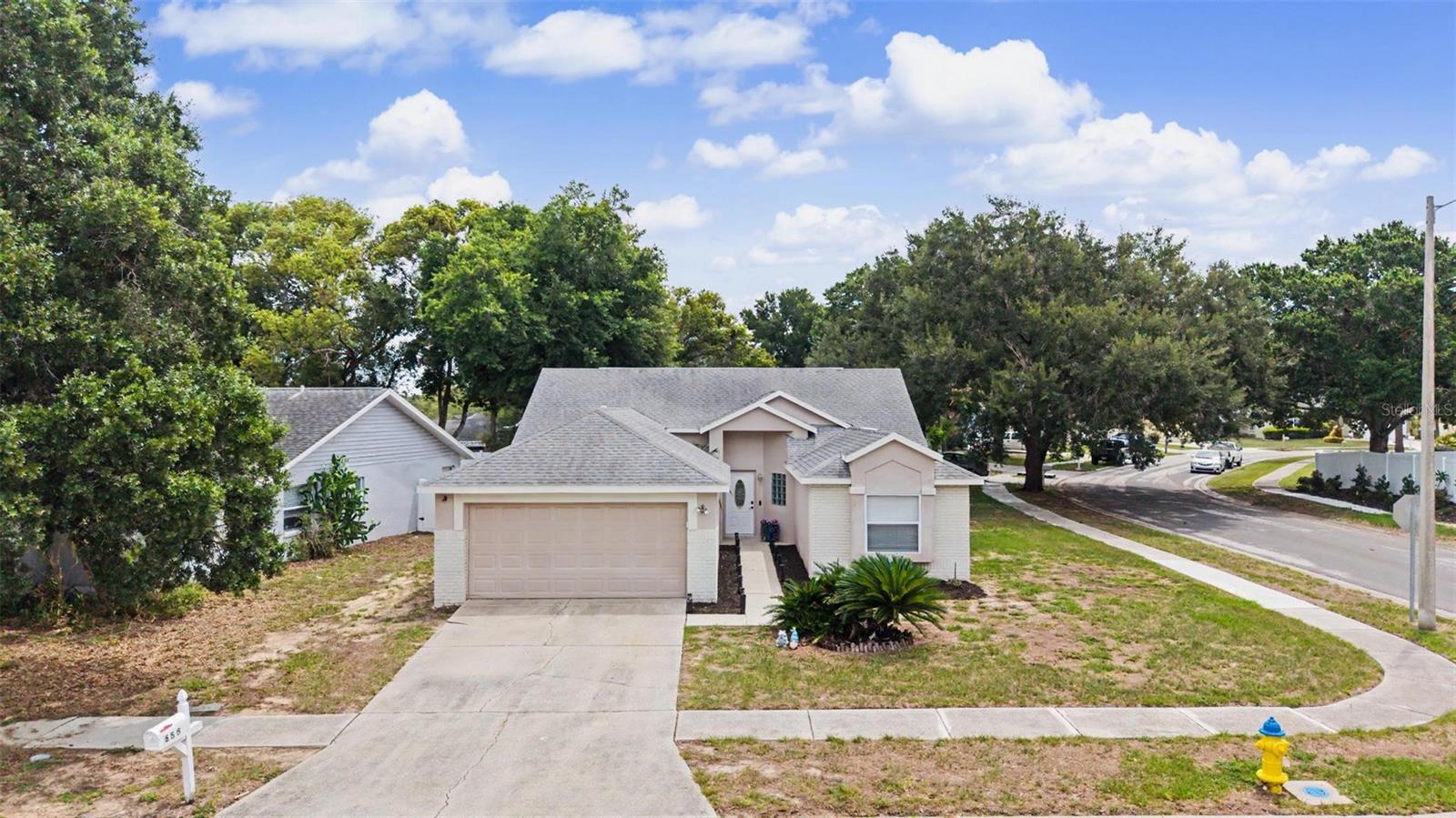 655 Sand Ridge Drive, FL